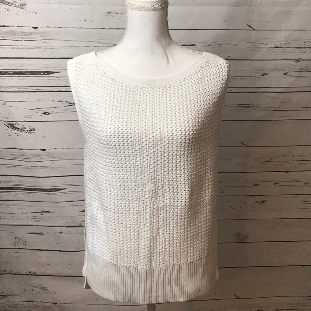 🌹Banana Republic preppy sleeveless sweater
